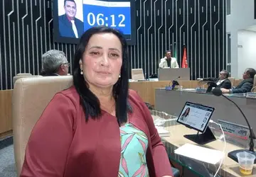 Vereadora Isaura Barbosa denuncia médica do PSF do bairro Santa Terezinha