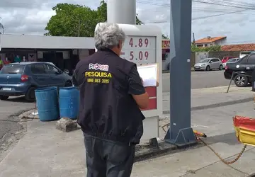 Preço da gasolina chega a R$ 4,99 em João Pessoa, mostra pesquisa