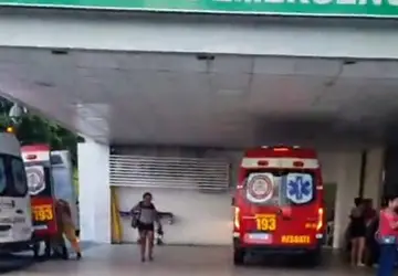 Acidente entre carro e moto deixa duas pessoas feridas no bairro do Bessa, em João Pessoa
