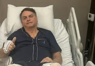 Bolsonaro inicia dieta liquida e tem 'recuperação satisfatória' após passar por cirurgias 