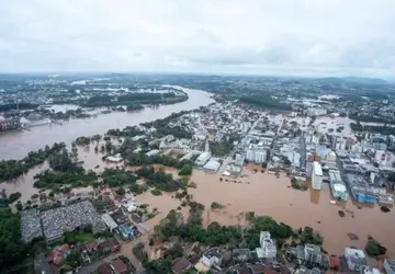 Enchentes no RS: número de mortos chega a 136, com 141 desaparecidos