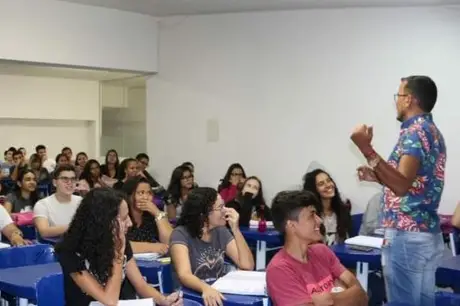 Escola do Legislativo da ALPB abre inscrições para cursinho Pré-Enem e lança curso de jornalismo político
