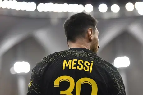 Messi se irrita e desiste de renovação com o PSG