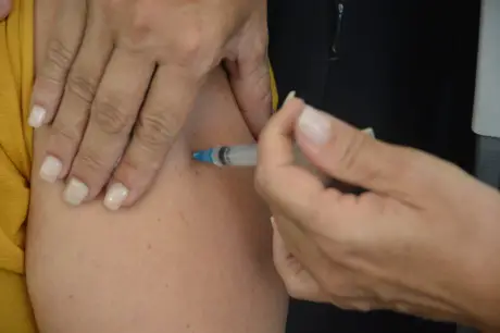 João Pessoa amplia vacinação contra Covid-19 com a dose de reforço bivalente para pessoas acima de 18 anos