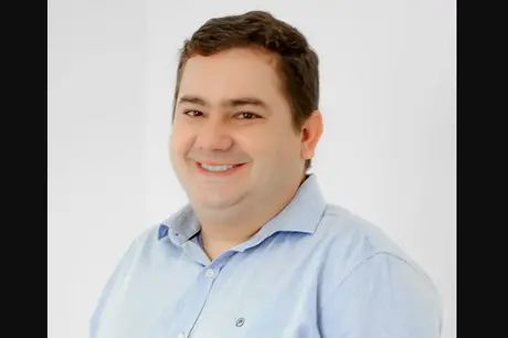 Márcio Aurélio, vice-prefeito de Jacaraú, oficializa rompimento com atual gestor e lança pré-candidatura para eleição municipal 
