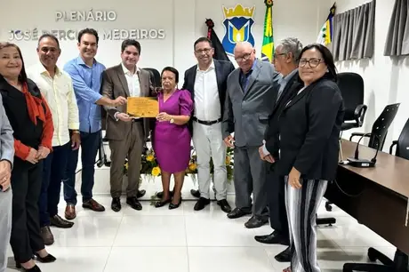 HOMENAGEM: Murilo Galdino recebe Título de Cidadão Honorário de São José do Sabugi