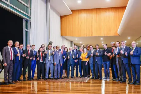 Gervásio participa de reunião com Lula, Arthur Lira e líderes da Câmara