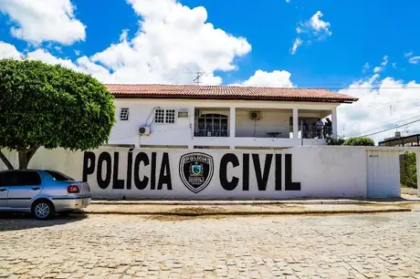 Policial civil é preso suspeito de matar namorado da ex-mulher em bar no Sertão da Paraíba